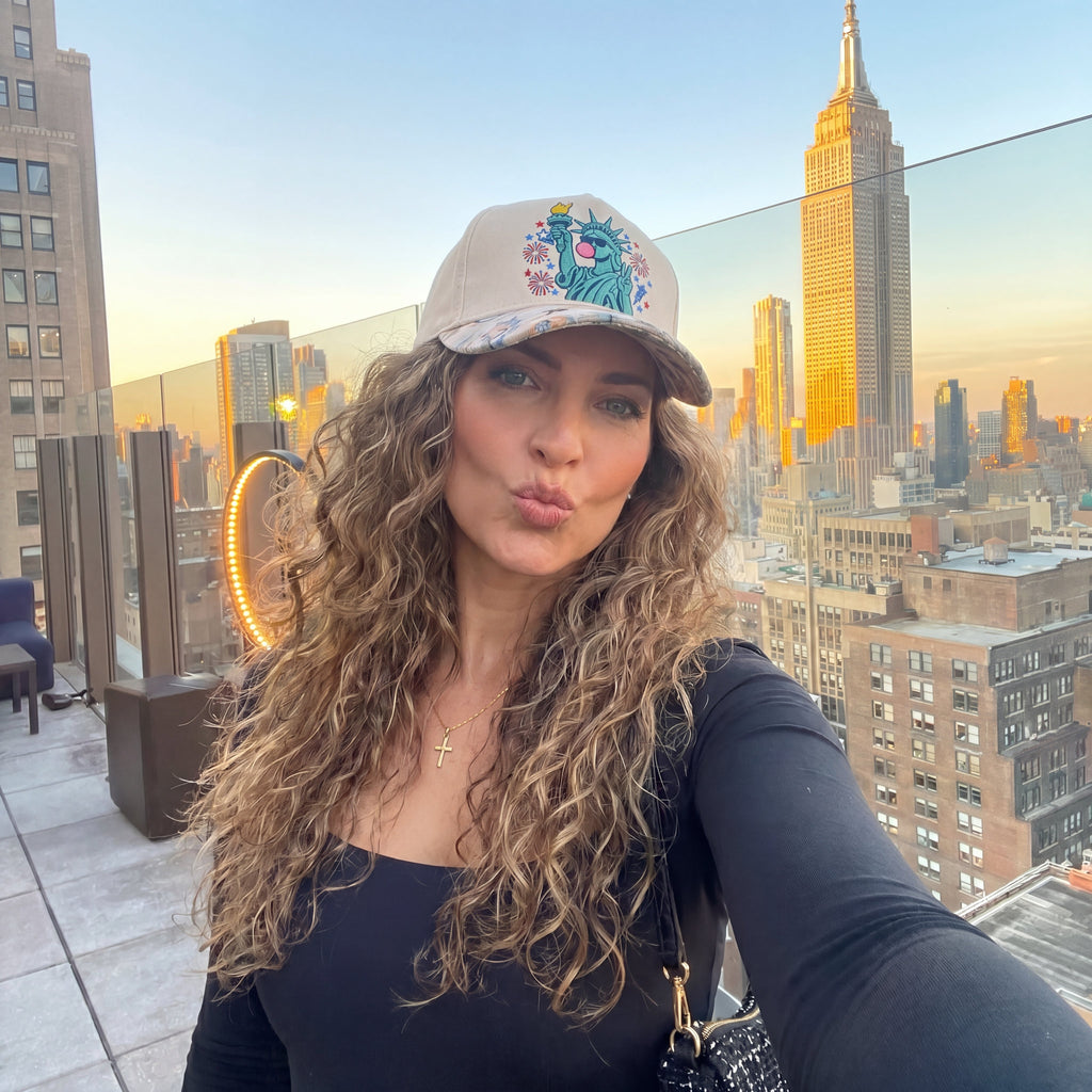 Statue of Liberty Bubble Gum FLoral Hat