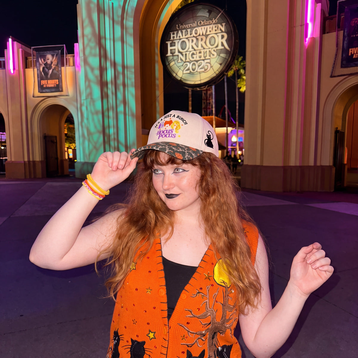 Bunch Pumpkin Tapestry Brim Hat
