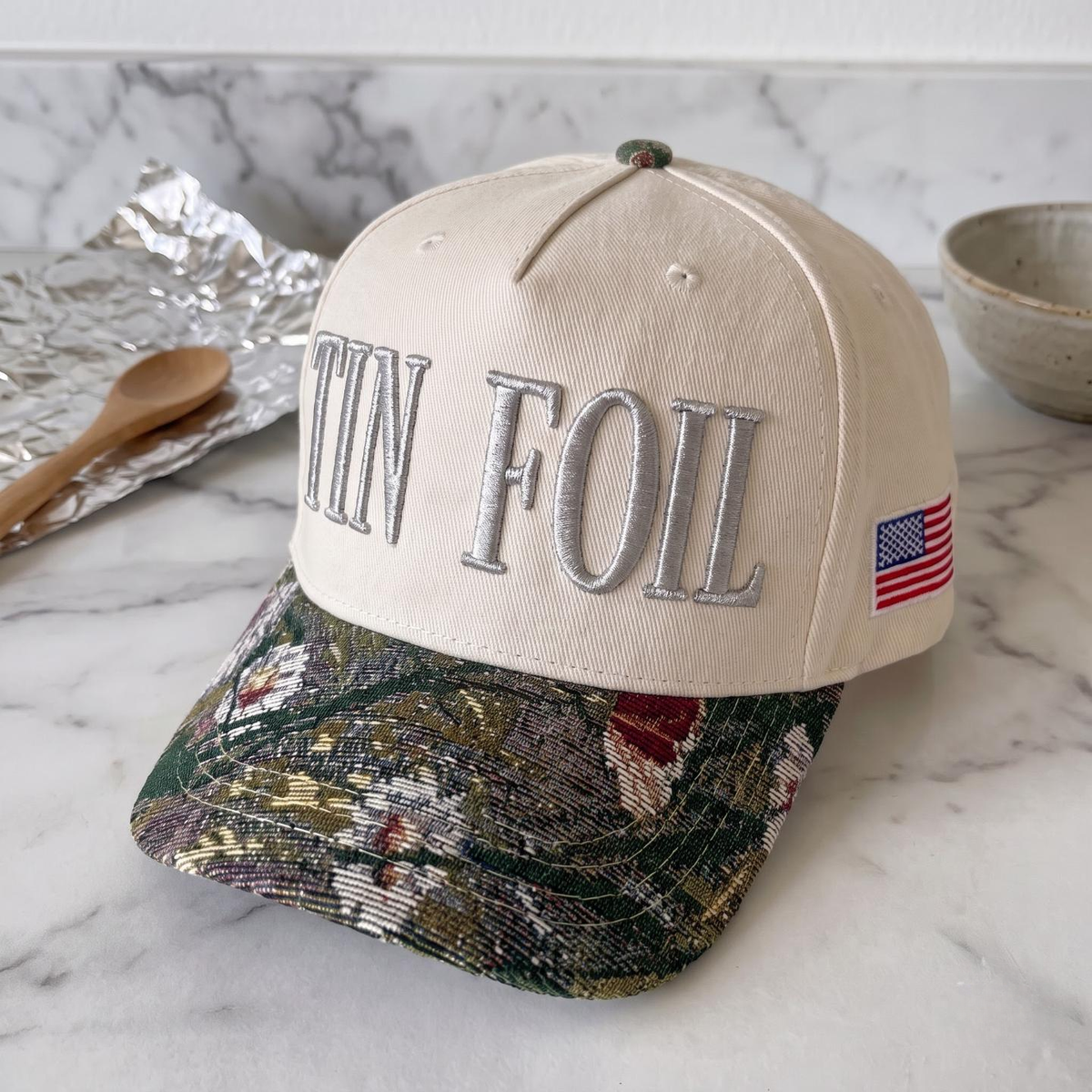 TIN FOIL Tapestry FLoral Hat